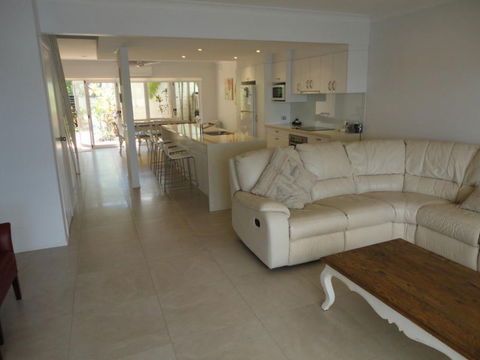 Noosa Entrance Waterfront Resort - Accommodation Great Ocean Road 2