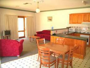Campaspe Lodge - Accommodation Great Ocean Road 1