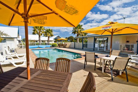 Torquay Tropicana Motel - Accommodation Great Ocean Road 0