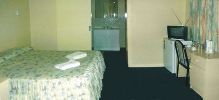 Plaza Hotel - Accommodation Great Ocean Road 1