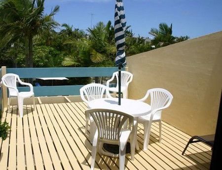 Noosa Terrace And Belmondos - Accommodation Great Ocean Road 3