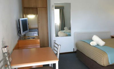 Colonial Lodge Motor Inn - Accommodation Great Ocean Road 4