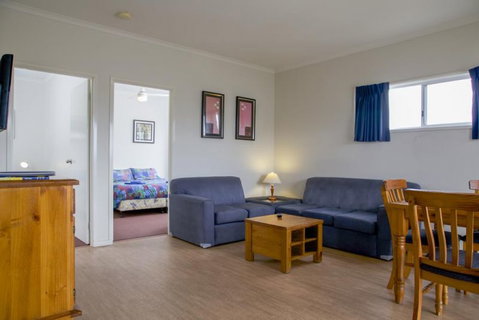 Sundowner Cabin And Tourist Park - Accommodation Great Ocean Road 9