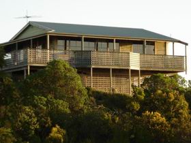 Lantauanan - The Lookout - Accommodation Great Ocean Road 0