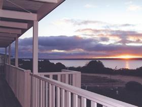 Sunsets At Baudin Beach - Accommodation Great Ocean Road 0