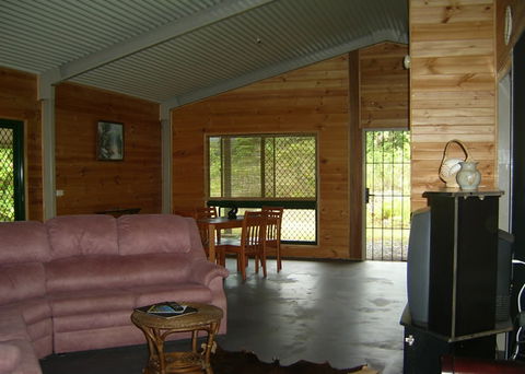 Daintree Mountain View Retreat And Vanilla Beans - Accommodation Great Ocean Road 1