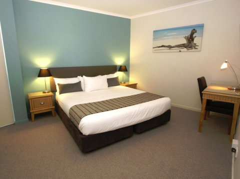 Ramada Marcoola Beach - Accommodation Great Ocean Road 4