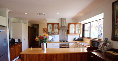 Cicada Country House - Accommodation Great Ocean Road 0