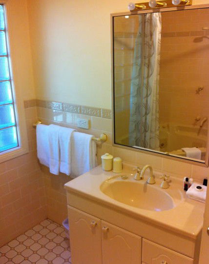 Champagne Rose Suite - Accommodation Great Ocean Road 2