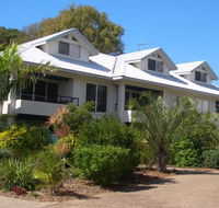 Moore Park Beach Villas on the Beach - Accommodation Great Ocean Road