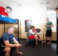 Maze Backpackers And Cb Hotel - Accommodation Great Ocean Road