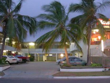 Tropical Gateway Motor Inn - Accommodation Great Ocean Road 1