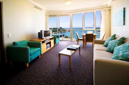 Outrigger Twin Towns Resort - Accommodation Great Ocean Road 3