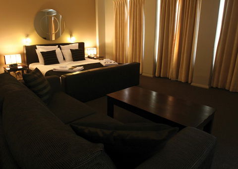 The Clarendon Hotel - Accommodation Great Ocean Road 1