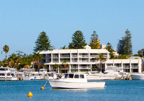 Pier 21 Apartment Hotel Fremantle - Accommodation Great Ocean Road 0