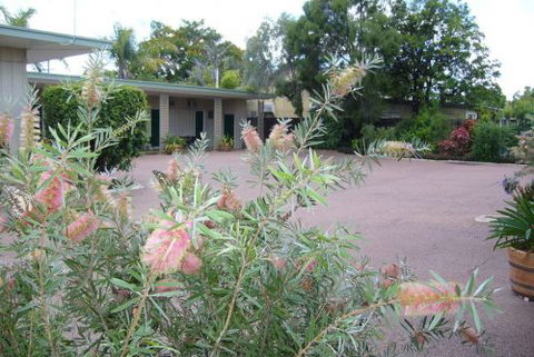 Barcaldine Motel & Villas - Accommodation Great Ocean Road 2