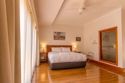 JV Jones Pty Ltd - Accommodation Great Ocean Road 2