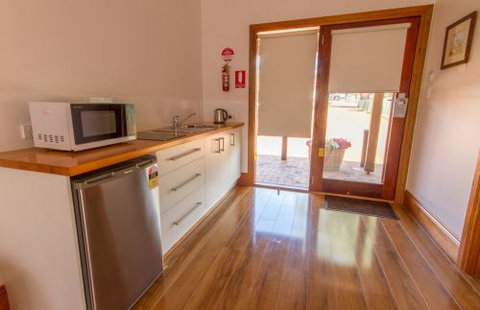 JV Jones Pty Ltd - Accommodation Great Ocean Road 4