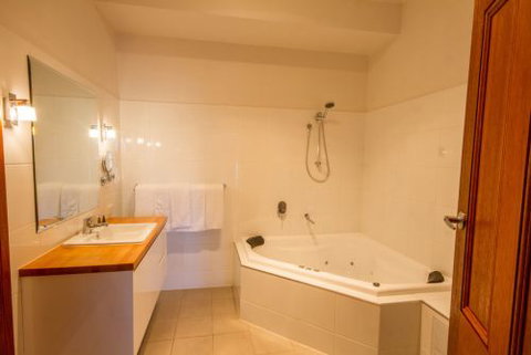 JV Jones Pty Ltd - Accommodation Great Ocean Road 5