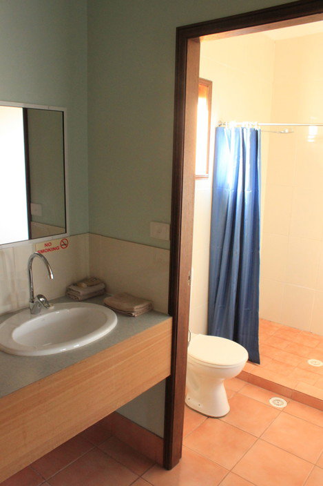 Catalina Motel Lake Macquarie - Accommodation Great Ocean Road 2