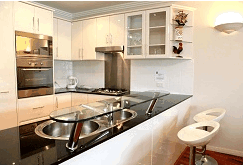Jack And Newell Cairns Holiday Apartments - Accommodation Great Ocean Road 2