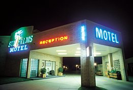 Sun Palms Hotel Motel - Accommodation Great Ocean Road 0