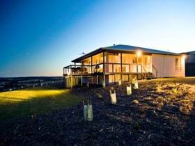 Dudley East SA Accommodation Great Ocean Road