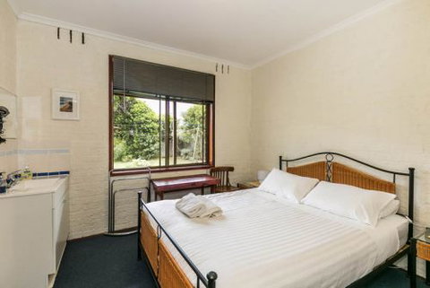 Beachside Accommodation Torquay - Accommodation Great Ocean Road 5