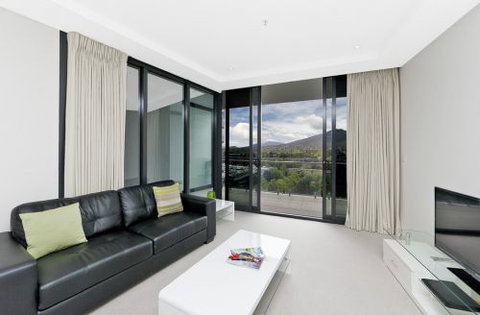Astra Apartments Canberra - Accommodation Great Ocean Road 2