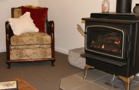 Donkey Tales Farm Cottages - Accommodation Great Ocean Road 4