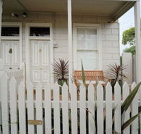 Emerald Inn - Stay Innercity - Accommodation Great Ocean Road