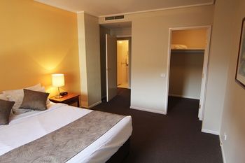 The Paramount Serviced Apartments Melbourne - Accommodation Great Ocean Road 30