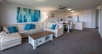 Atlantis Marcoola - Accommodation Great Ocean Road 74