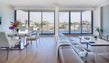 Zara Tower - Luxury Suites And Apartments - Accommodation Great Ocean Road 9