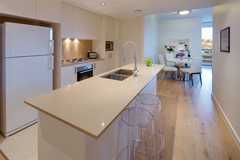 Zara Tower - Luxury Suites And Apartments - Accommodation Great Ocean Road 26