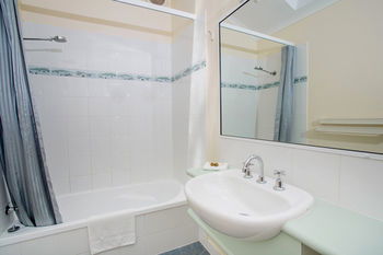 Ingenia Holidays Lake Macquarie - Accommodation Great Ocean Road 14