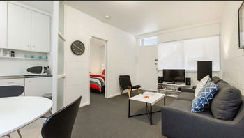 Apartment2c - Lennox 10 - Accommodation Great Ocean Road 1