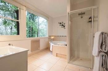 A Cottage In The Forest - Accommodation Great Ocean Road 4