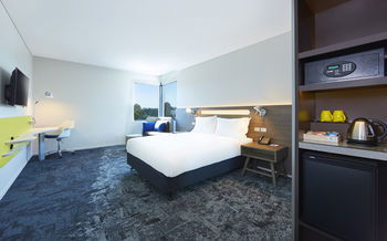 Holiday Inn Express Sydney Macquarie Park - Accommodation Great Ocean Road 4