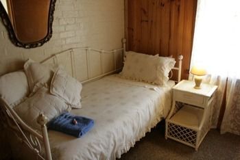 A Settler's Cottage - Accommodation Great Ocean Road 4