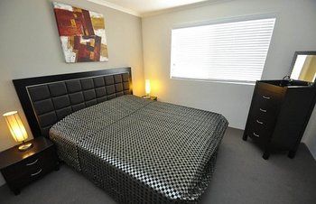 North Ryde 37 Cull Furnished Apartment - Accommodation Great Ocean Road 4