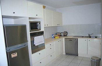 North Ryde 37 Cull Furnished Apartment - Accommodation Great Ocean Road 8