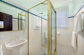 CBC Bed & Breakfast & Cafe - Accommodation Great Ocean Road 10