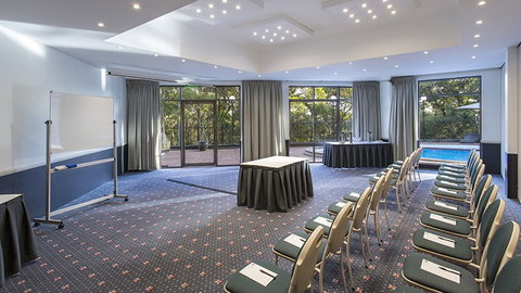 BEST WESTERN PLUS Apollo International Hotel - Accommodation Great Ocean Road 14