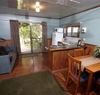 Crayfish Creek Van and Cabin Park and Spa Treehouse - Accommodation Great Ocean Road