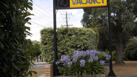 Alfred Motor Inn - Accommodation Great Ocean Road 3