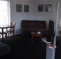 Budget On The Lake - Accommodation Great Ocean Road