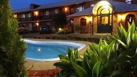 Hermitage Motor Inn - Accommodation Great Ocean Road 0