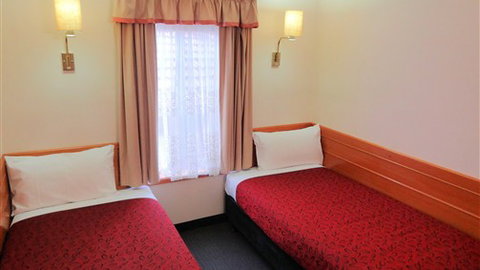 Hermitage Motor Inn - Accommodation Great Ocean Road 7