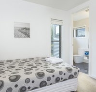 Serenity Torquay Ocean View Luxury Beachfront - Accommodation Great Ocean Road